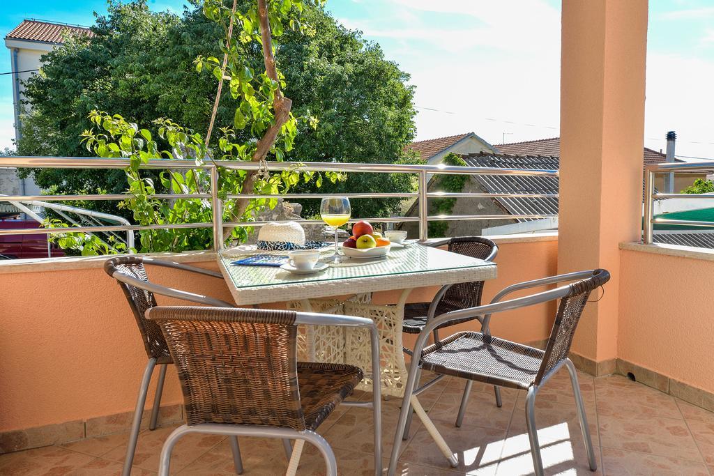 Villa Zdenka Pakoštane エクステリア 写真